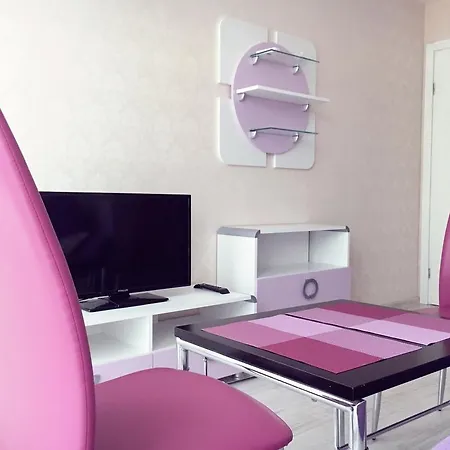 Anna In Apartcomplex Harmony-suite דירה